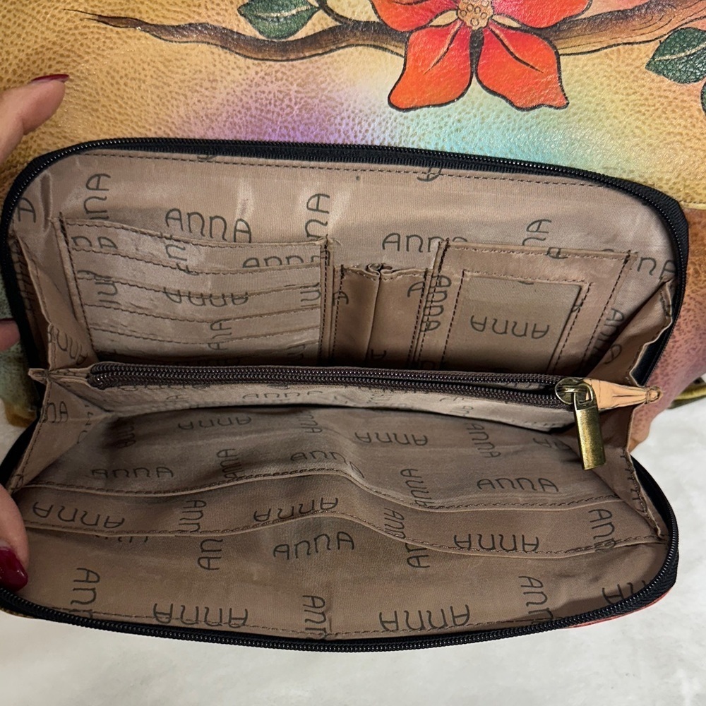 Anna Hand Painted Leather Crossbody Messenger Flap Bag with built in wallet like - Picture 3 of 16